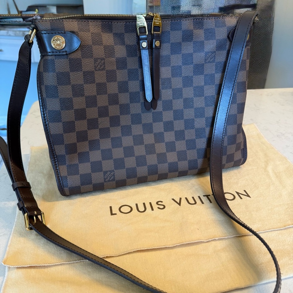 Louis Vuitton Duomo Crossbody in Damier Ebene